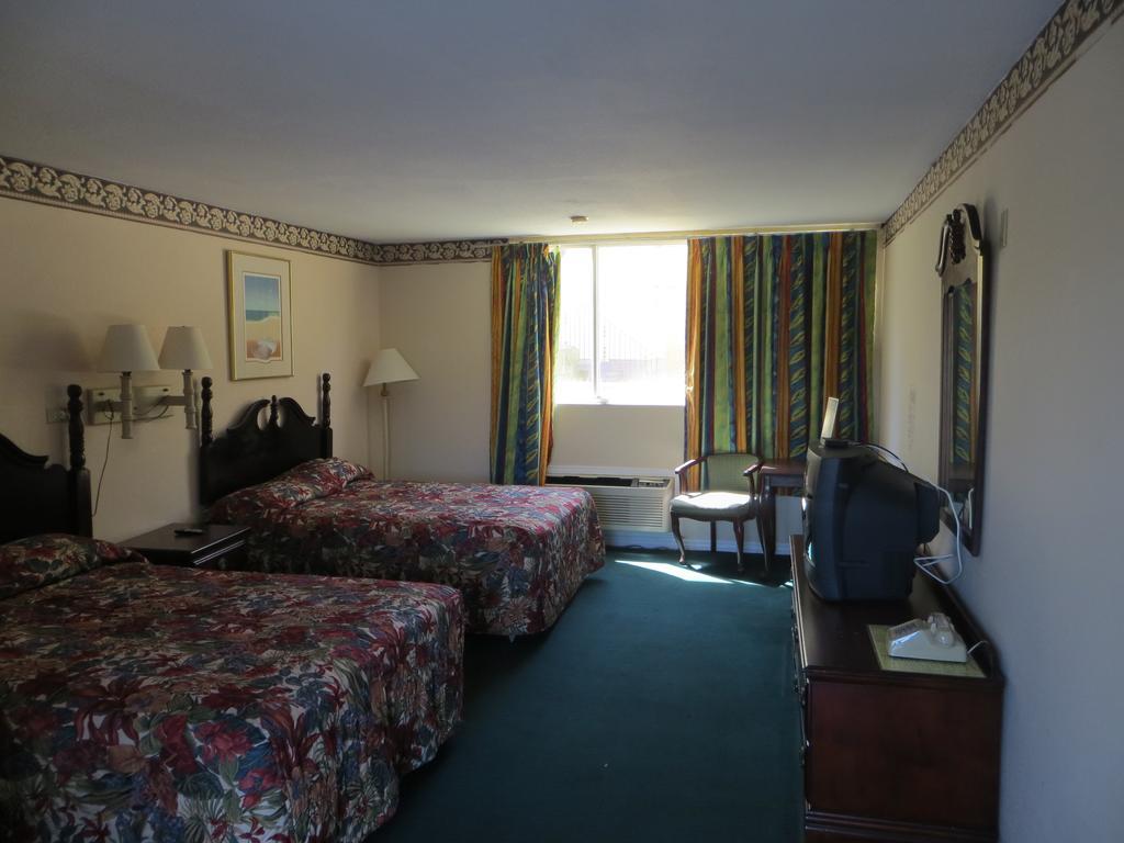 Royal Inn Daytona Beach Quarto foto